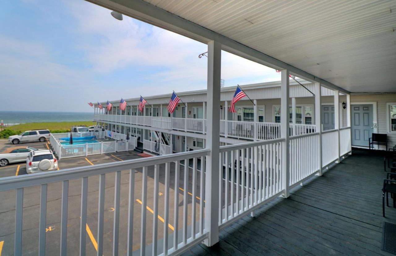 Motel On The 2*