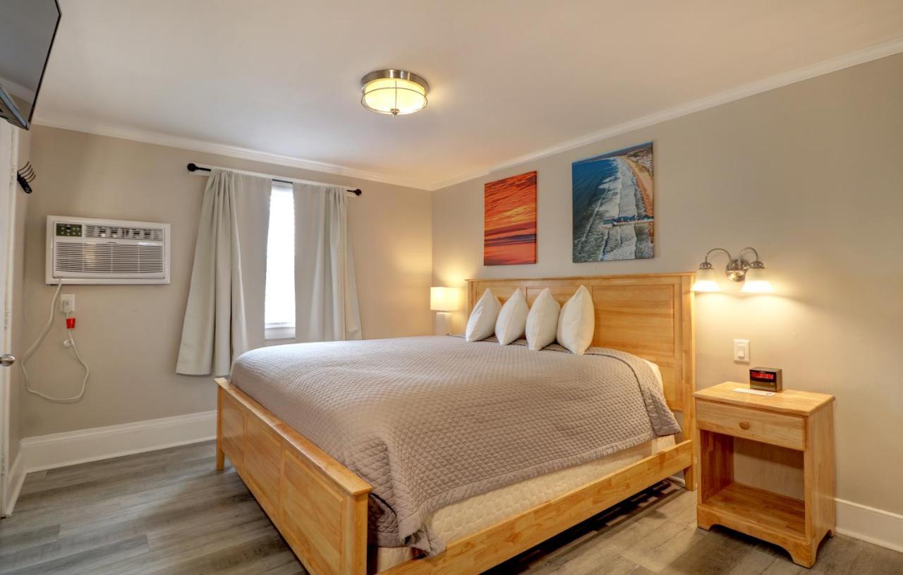 Motel On The 2*